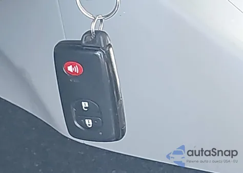 2012 Toyota Prius Four z USA, uszkodzony, nr VIN JTDKN3DU3C5490904